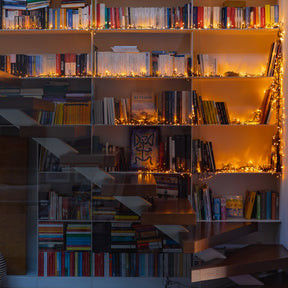 ক্লিয়ার লেন্স অ্যাড্রেসযোগ্য এলইডি স্ট্রিপ লাইট ডিমমেবল আইপি 44 ওয়াটারপ্রুফ 19.7FT দৈর্ঘ্য হোম ডেকোরেশনের জন্য